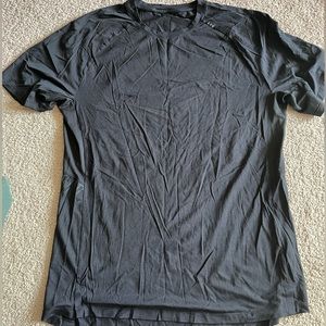 Lululemon Men’s Black Work out short sleeve